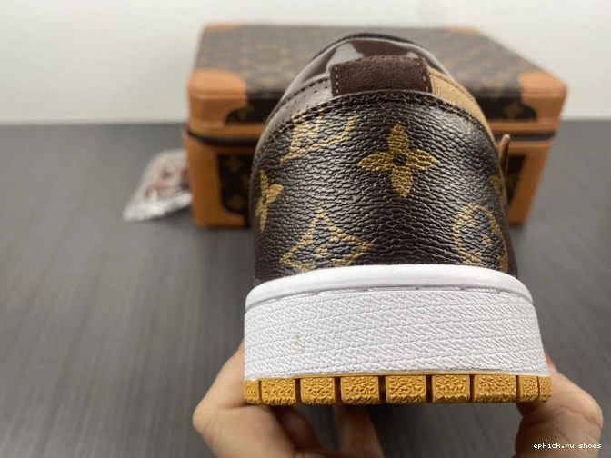 Rep Off-Louis OW AJ1 Jordan Air LOW 1 x 0708